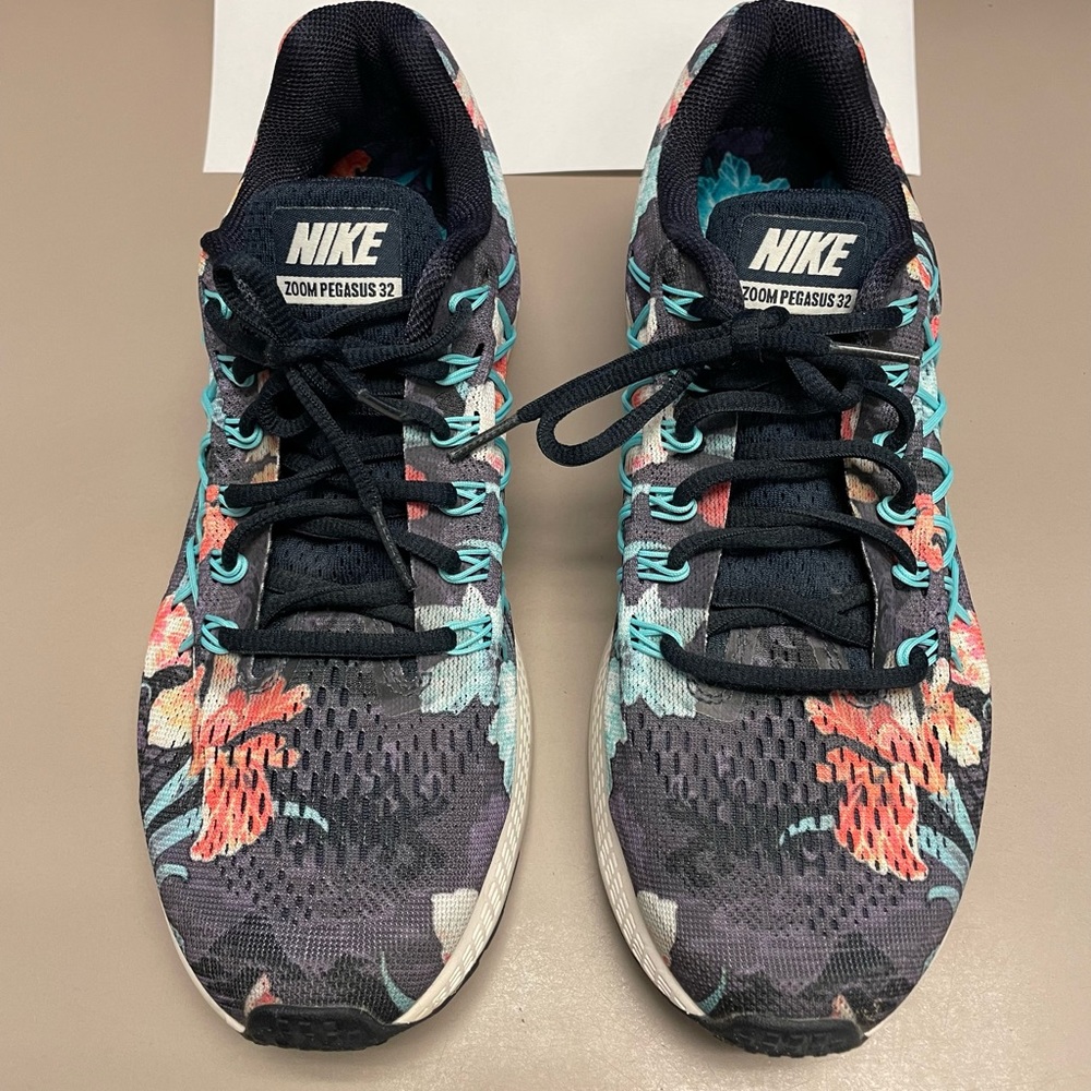 Nike Zoom Pegasus, Women’s, Size 10